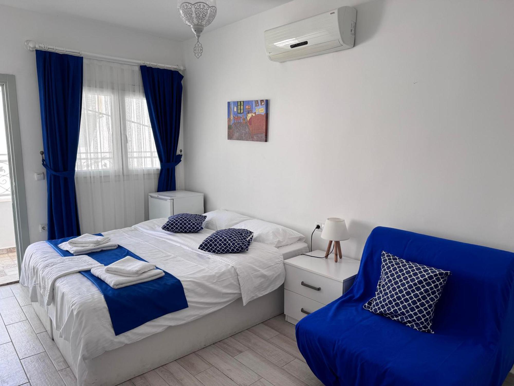 White And Blue Bodrum Exterior foto